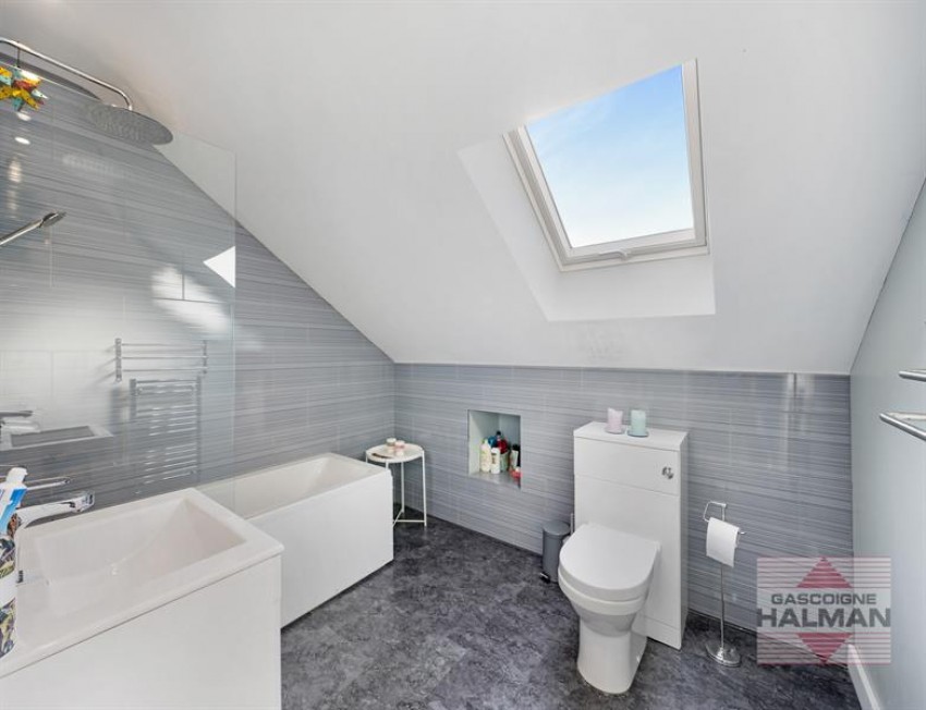 Images for Glebelands Road, Sale