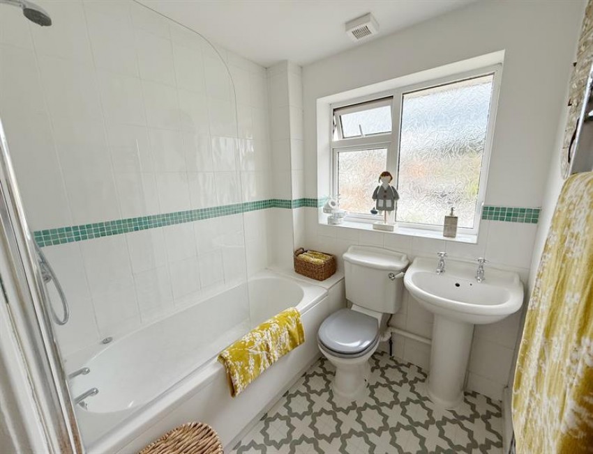 Images for Chevin Gardens, Bramhall
