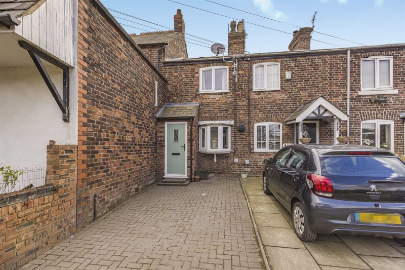 Rushgreen Road, Lymm