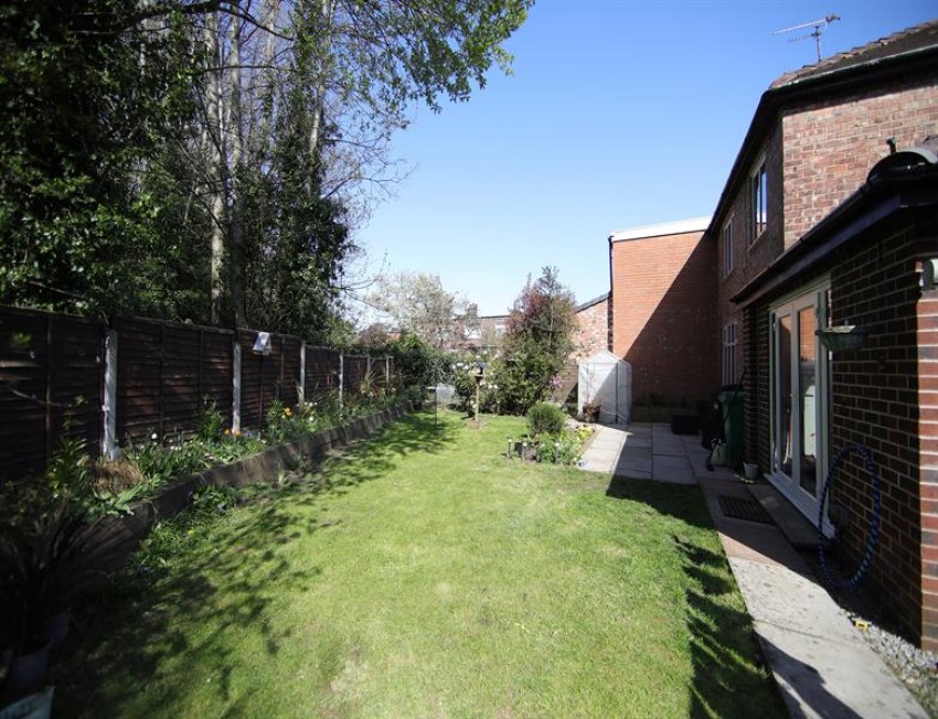 Images for Greenview Drive, East Didsbury