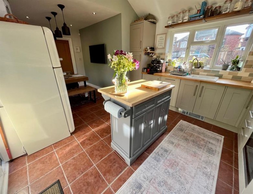 Images for Greenview Drive, East Didsbury