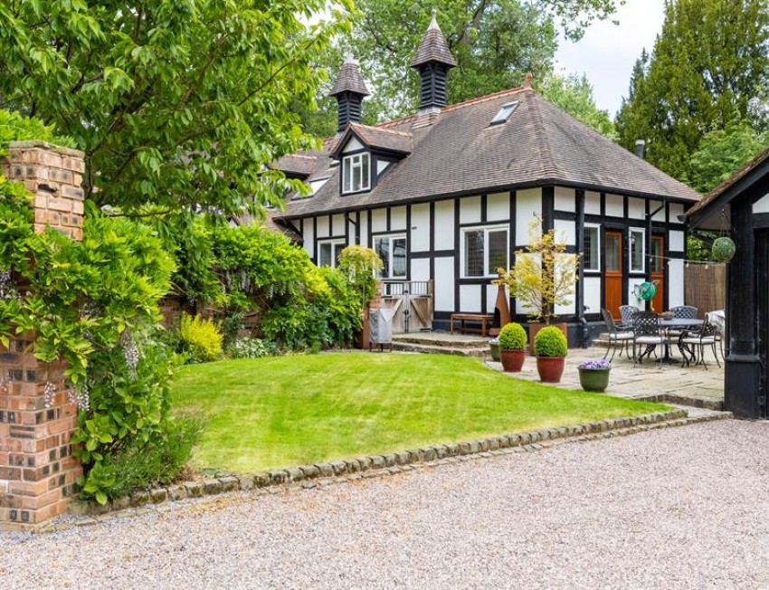 Images for Stunning period house in Tilstone Fearnall