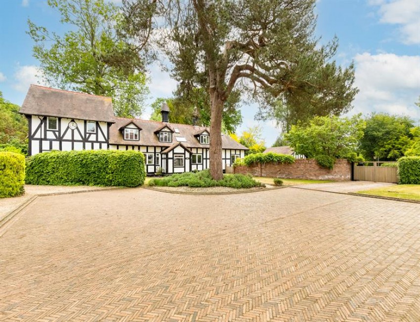Images for Stunning period house in Tilstone Fearnall
