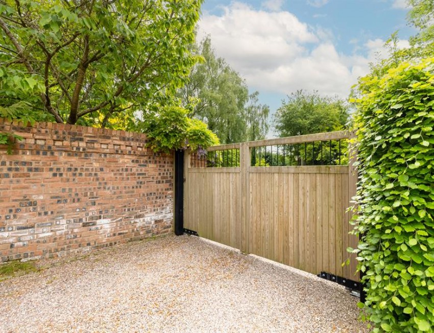 Images for Stunning period house in Tilstone Fearnall