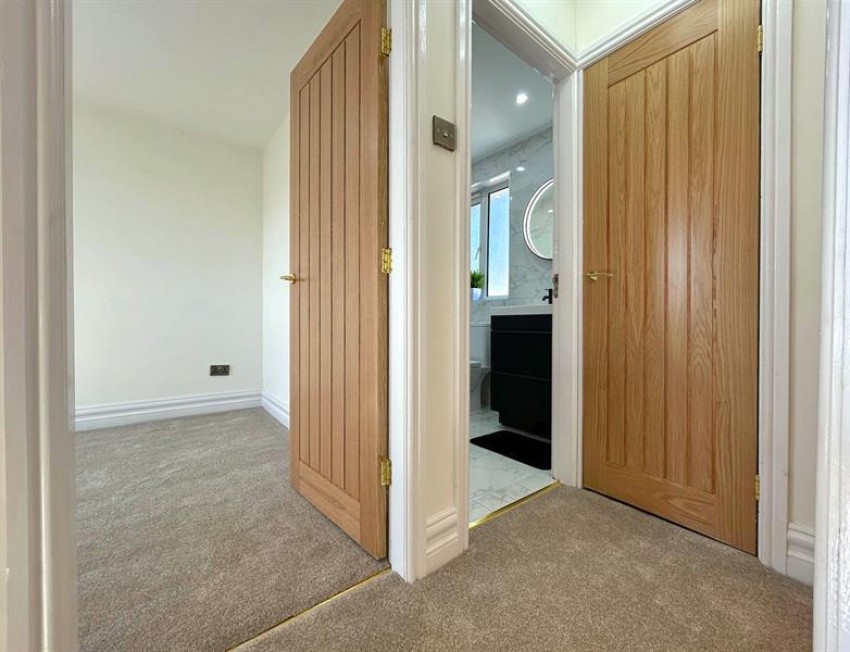 Images for Epsom Avenue, Sale