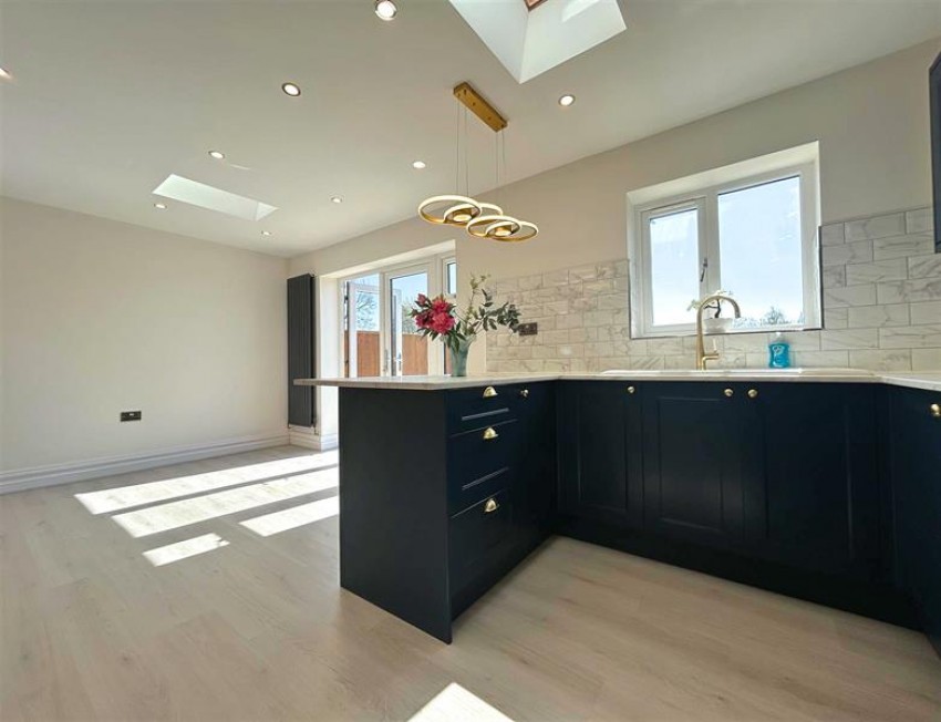 Images for Epsom Avenue, Sale