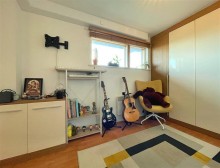 Images for Broad Road, Sale