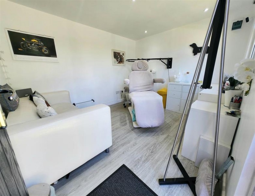 Images for East Avenue, Stockton Heath, Warrington