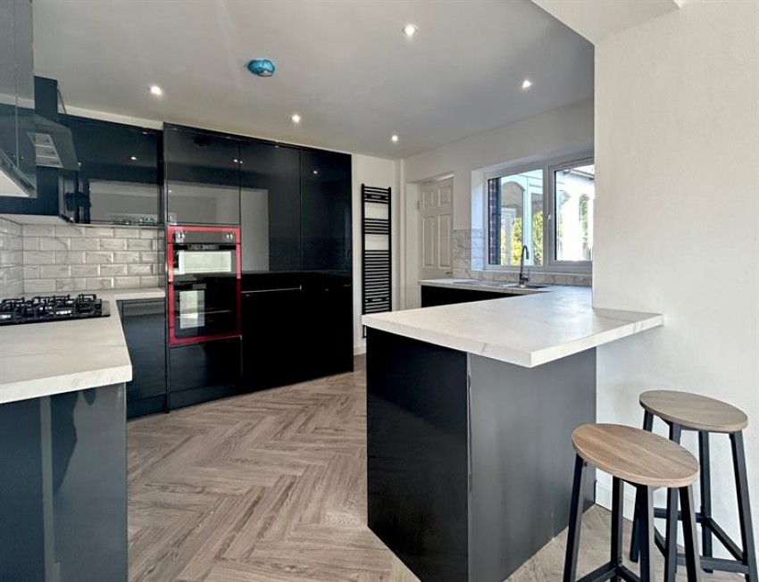 Images for East Avenue, Heald Green