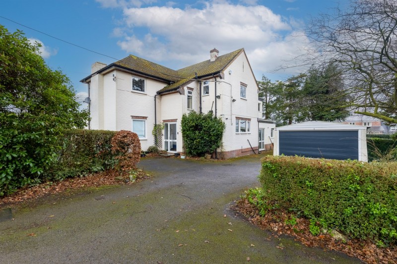 Warrington Road, Cuddington