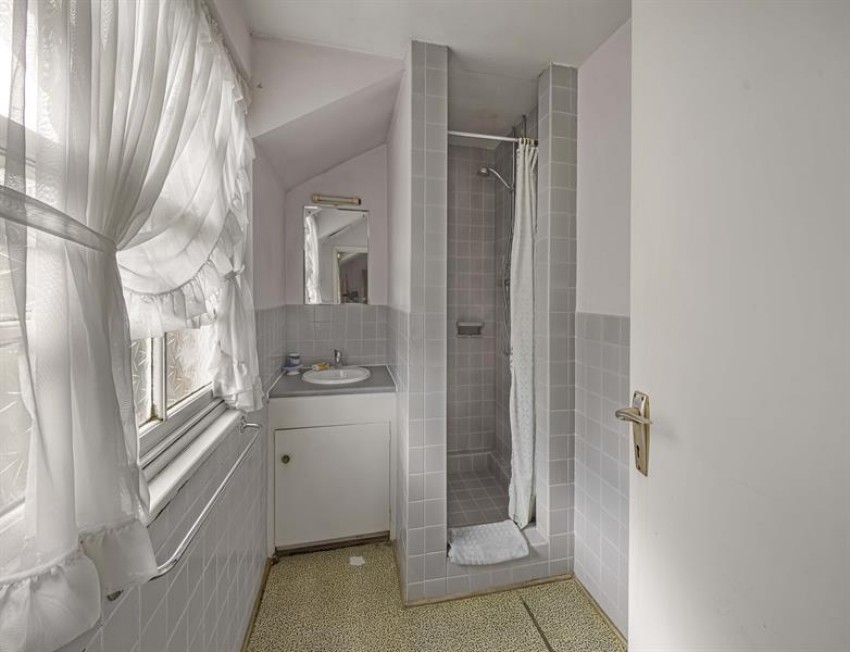 Images for Meadow Drive, Prestbury