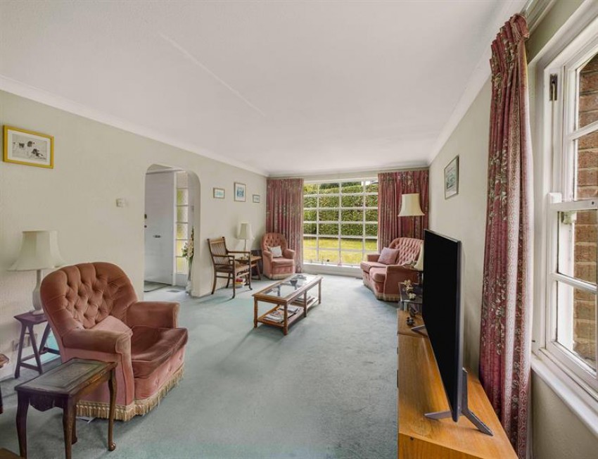 Images for Meadow Drive, Prestbury