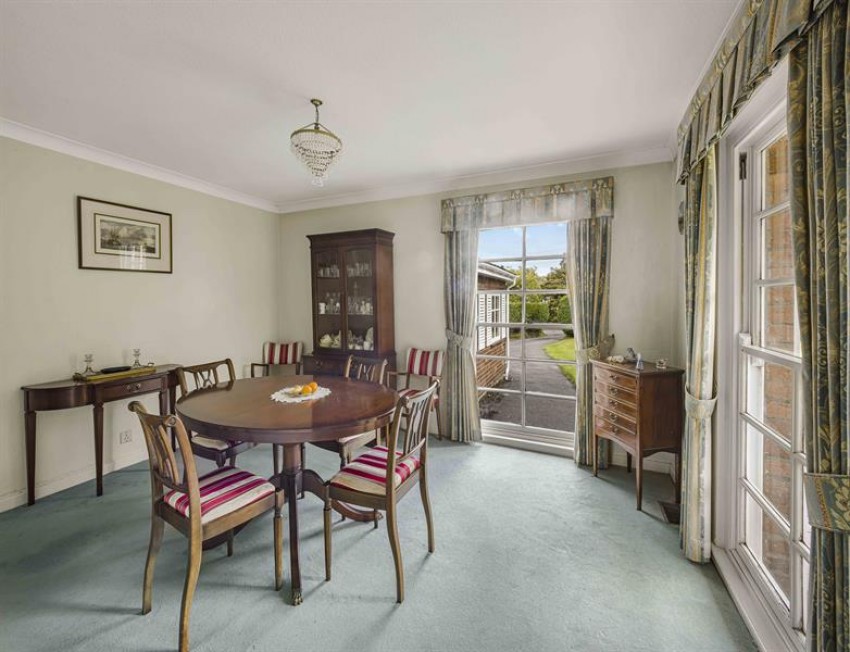 Images for Meadow Drive, Prestbury