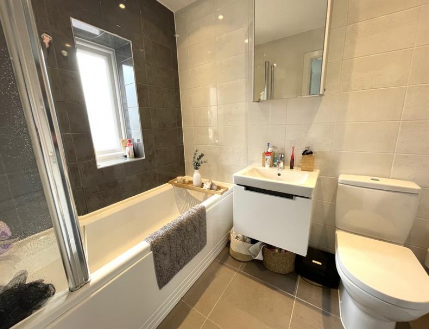 Images for Chillingham Close, Chelford