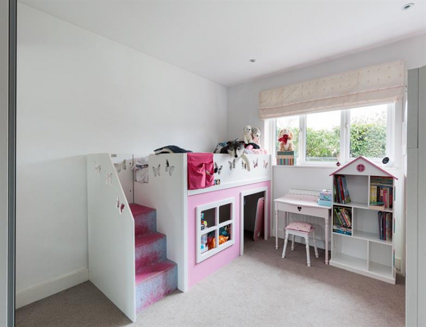 Images for Small private road just off Chester Road