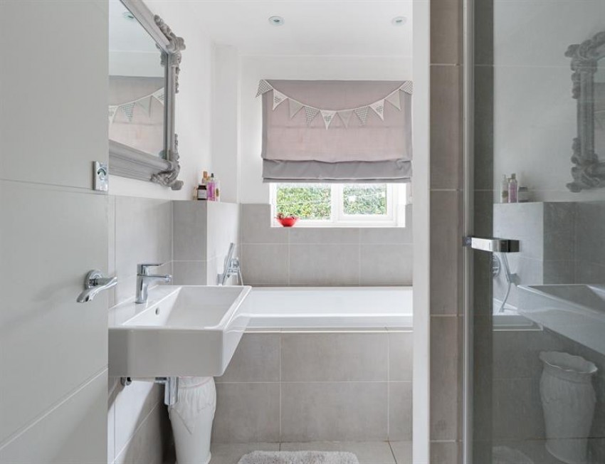 Images for Contemporary bungalow with annex in small private lane just off Chester Road