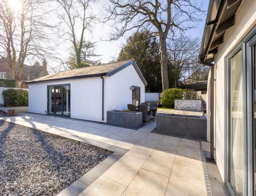 Images for Small private road just off Chester Road