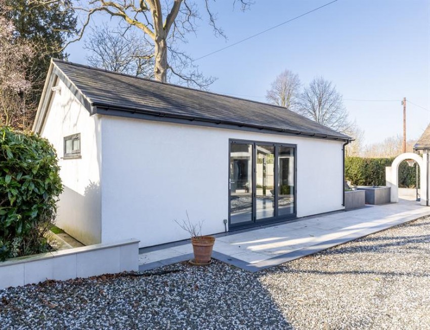 Images for Small private road just off Chester Road