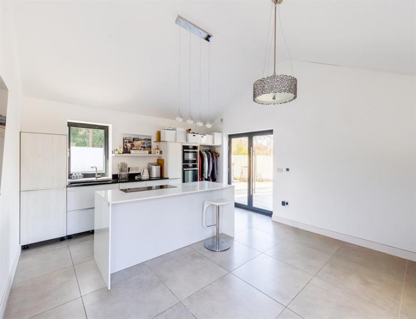 Images for Small private road just off Chester Road
