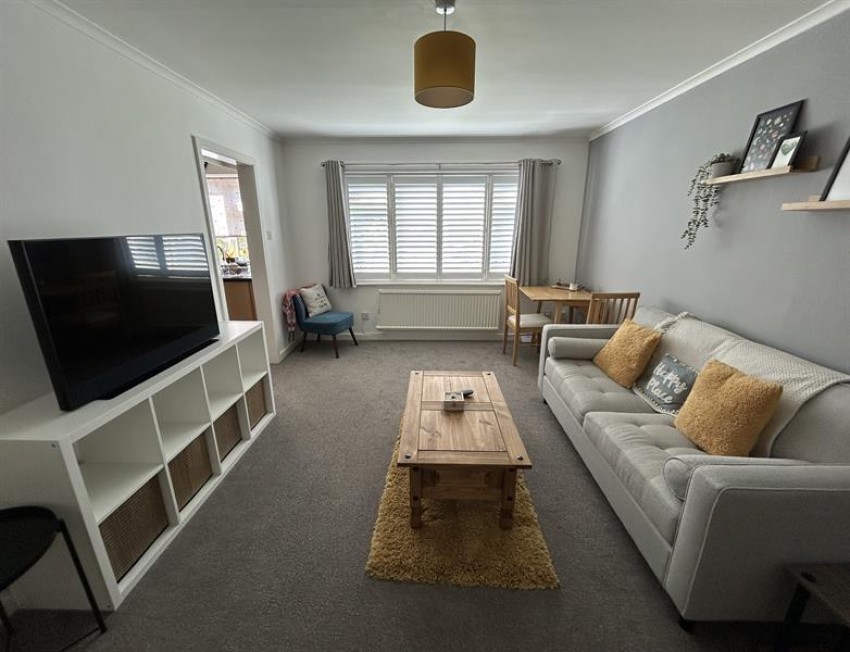 Images for Rookfield Avenue, Sale
