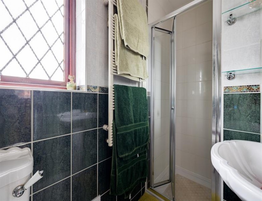 Images for A modern cottage with views and glorious gardens in Huxley Lane