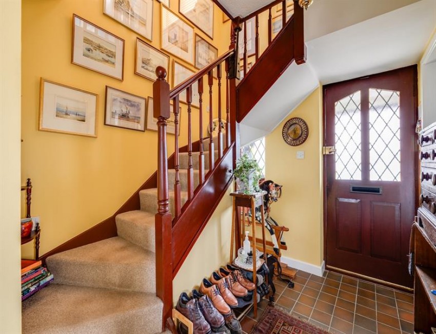 Images for A modern cottage with views and glorious gardens in Huxley Lane