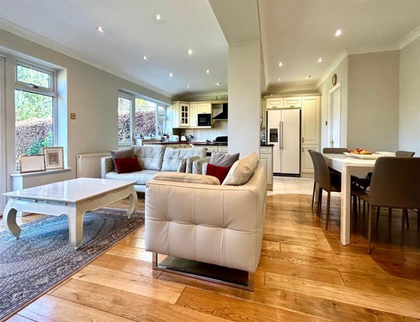 Images for Daylesford Crescent, Cheadle, Stockport