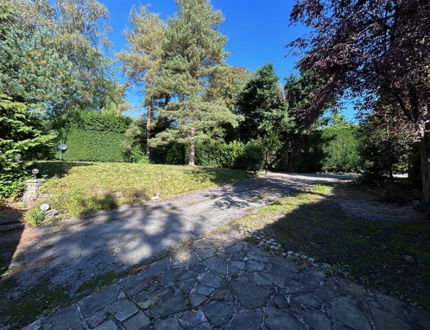 Images for 4 Carrwood, Hale Barns, Altrincham