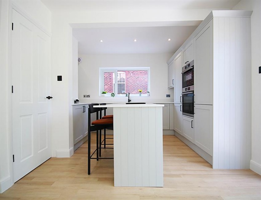 Images for Oakfield Road, Alderley Edge