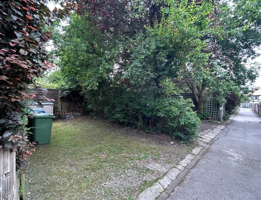 Images for Hyde Road, Woodley, Stockport
