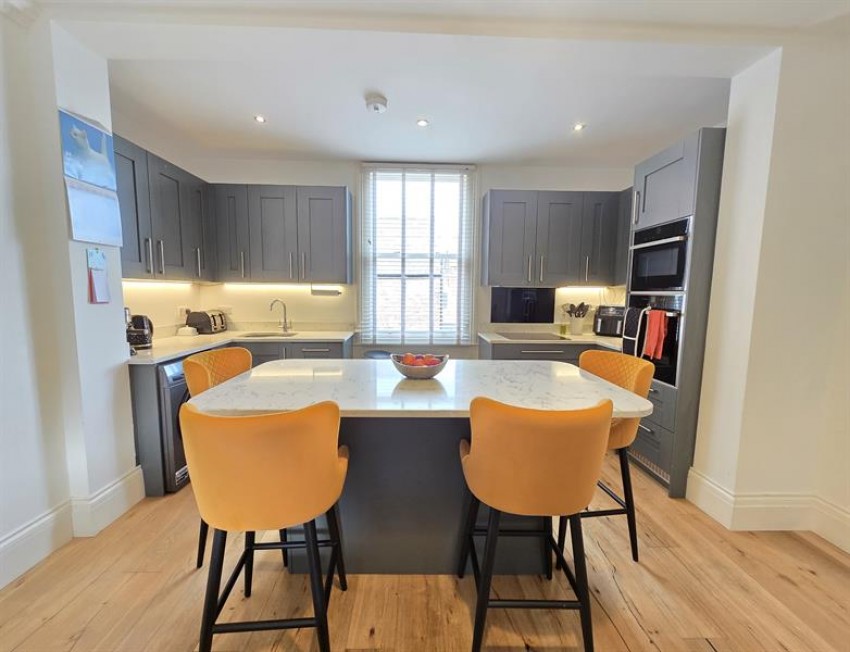 Images for 25a Stamford New Road, Altrincham