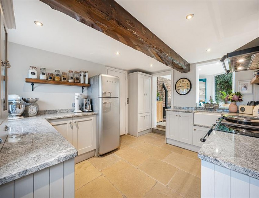 Images for Myrtle Cottage, Moddershall