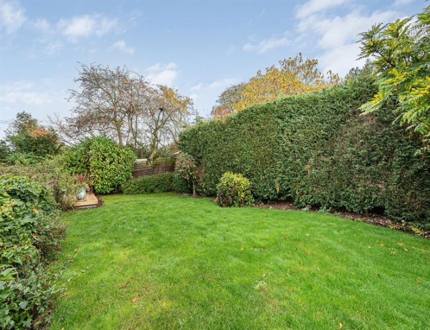 Images for Myrtle Cottage, Moddershall