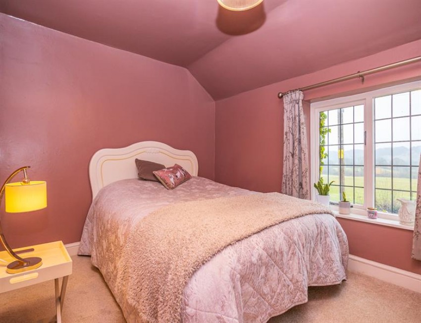 Images for Myrtle Cottage, Moddershall