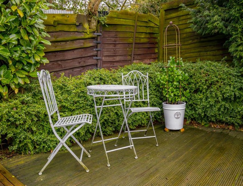 Images for Myrtle Cottage, Moddershall