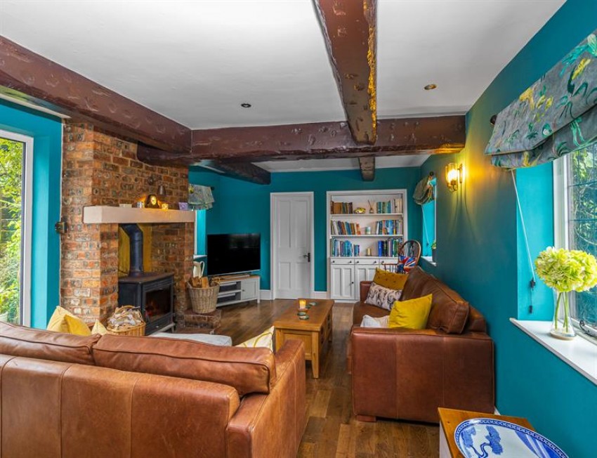 Images for Myrtle Cottage, Moddershall