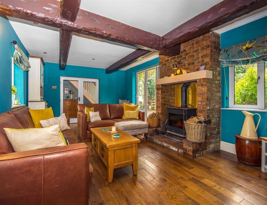 Images for Myrtle Cottage, Moddershall