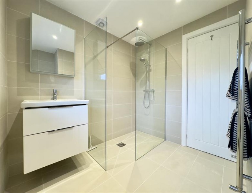 Images for Ivy Road, Poynton