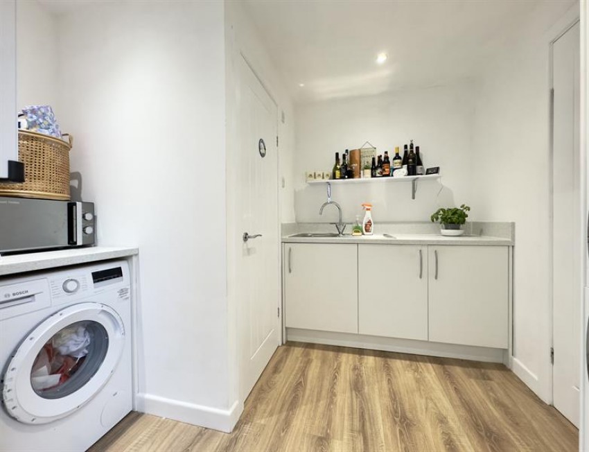 Images for Ivy Road, Poynton
