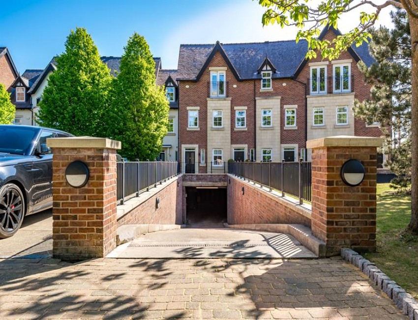 Images for Edge View Crescent, Merrymans Lane, Alderley Edge