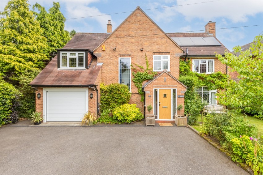 Images for 0.26 acre and outstanding 3298 square feet house in Hadrian Way