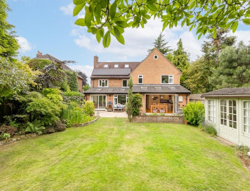 Images for 0.26 acre and outstanding 3298 square feet house in Hadrian Way
