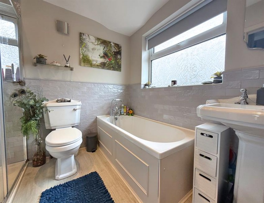 Images for Newlyn Drive, Sale