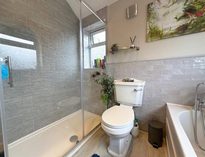 Images for Newlyn Drive, Sale