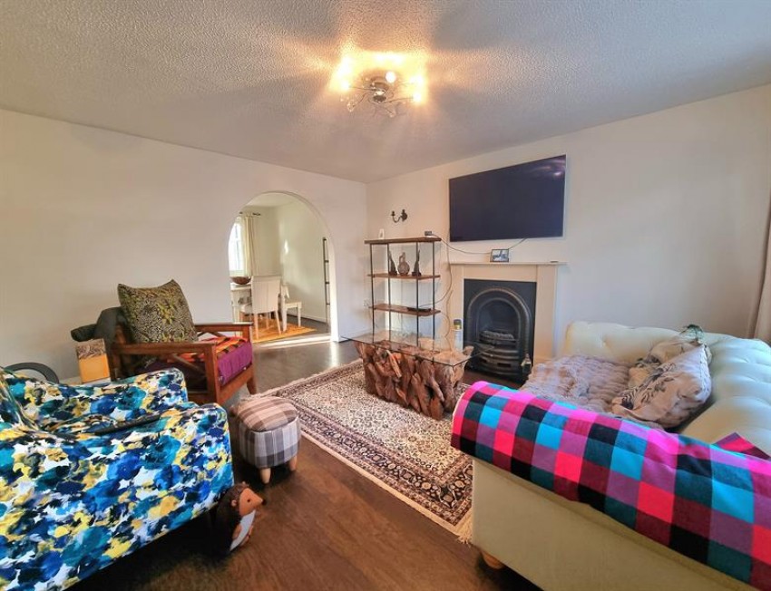 Images for Shenton Park Avenue, Sale