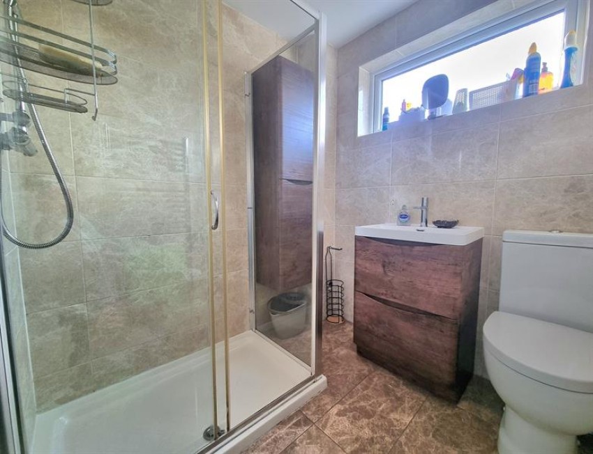 Images for Shenton Park Avenue, Sale