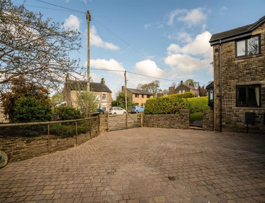 Images for Marple Road, Charlesworth, Glossop