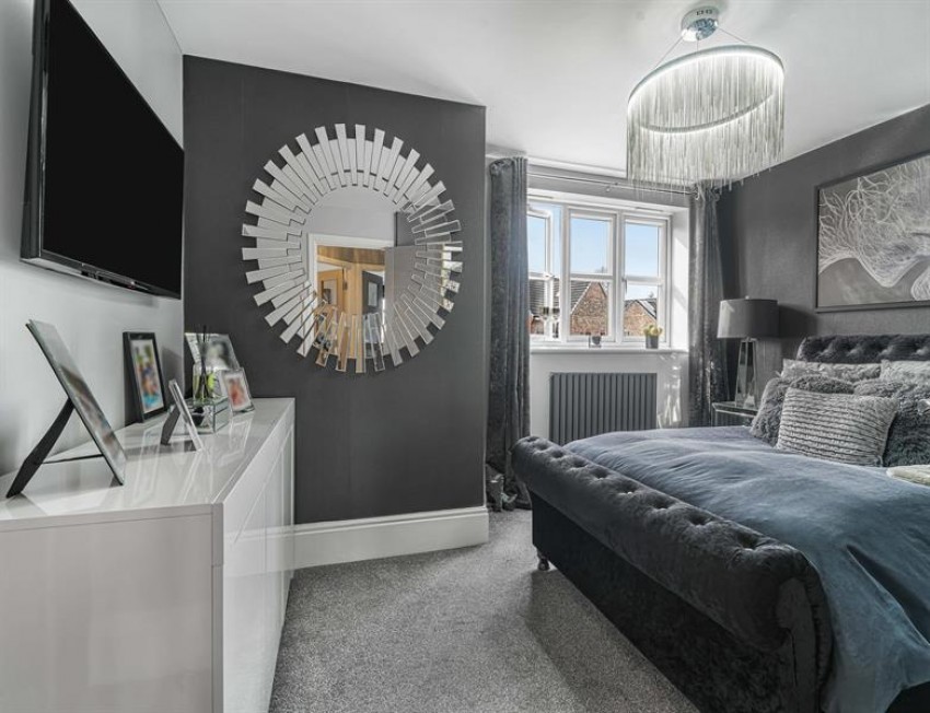 Images for Cloverfield, Lymm