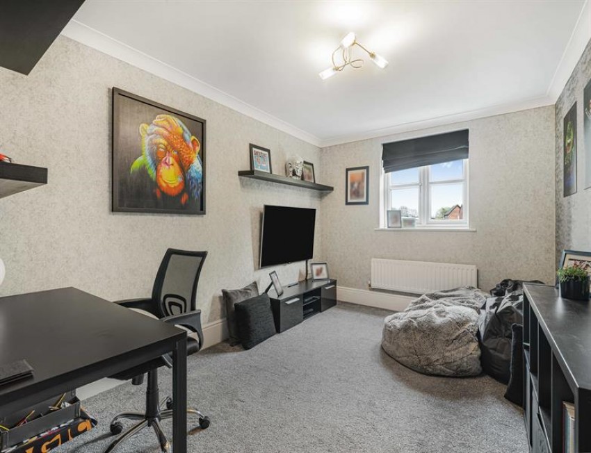 Images for Cloverfield, Lymm