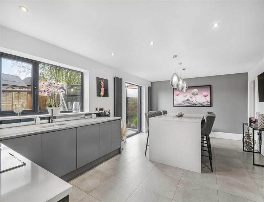 Images for Cloverfield, Lymm